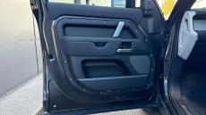 Land Rover Defender 2.0 P400e X-Dynamic S 110 5dr Auto Estate